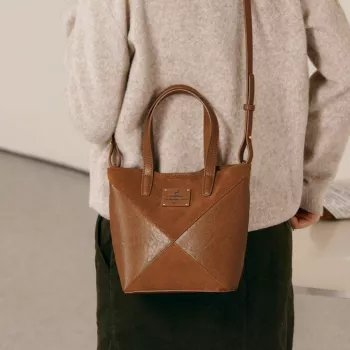 Brown Suede-Look Large Capacity Tote for Everyday Carry